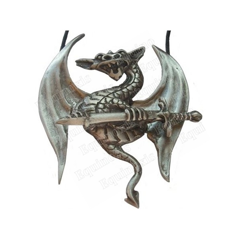 Pendentif dragon – Dragon ailes articulées avec épée