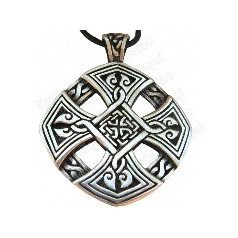 Pendentif celtique – Croix celtique 8