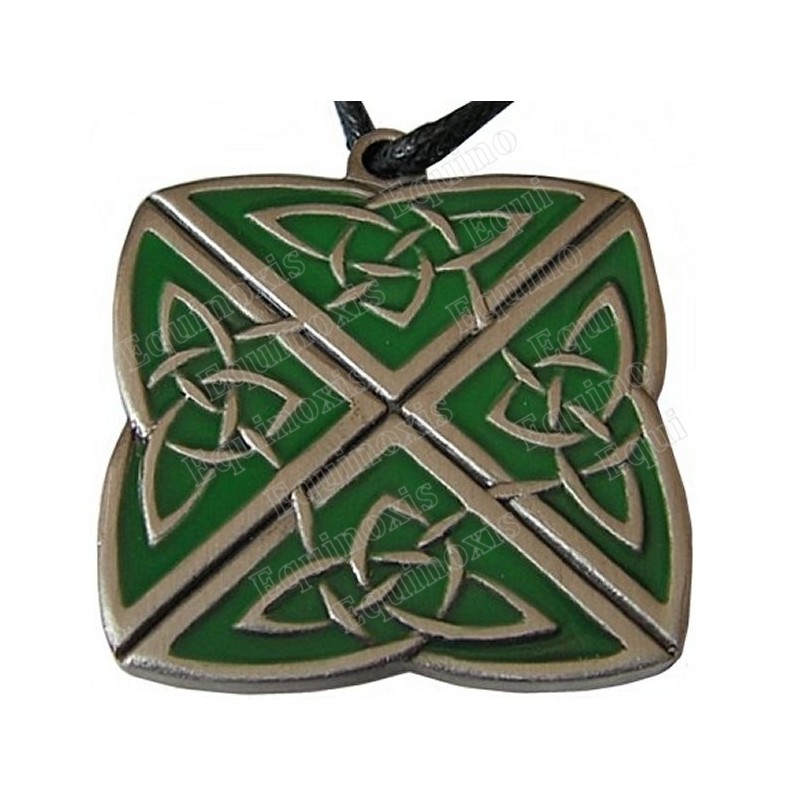 Pendentif celtique – Noeud celtique des 4 directions – Carré – Emaillé vert