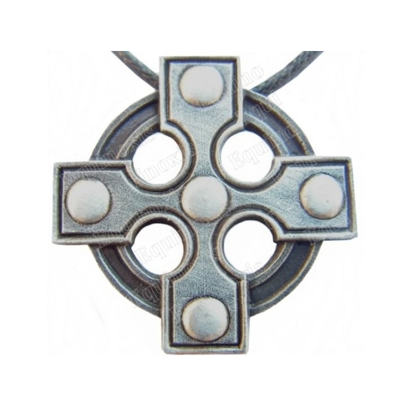 Pendentif celtique – Croix celtique 2 – Argent patiné
