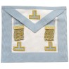 Tablier maçonnique en simili-cuir– RER – Vénérable Maître – 3 taus + penderilles – 30 cm x 35 cm